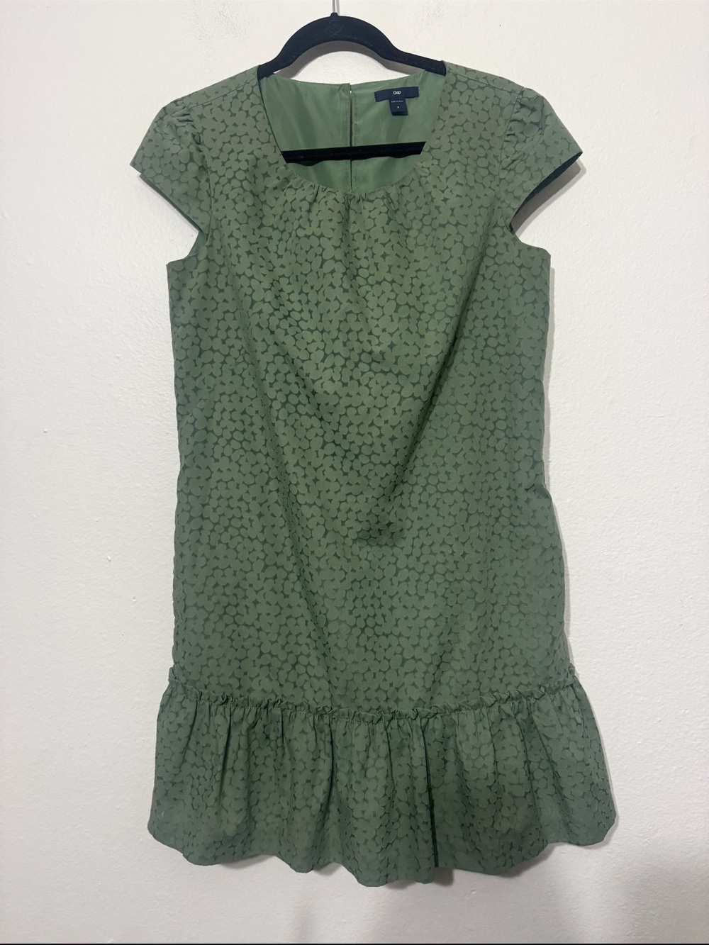 GAP Olive Green Cap-Sleeve Dress with Ruffle Hem Size Small